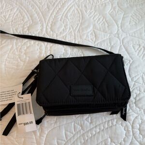 Ver Bradley Ultralight RFID 3-in-1 Crossbody Bag in Ultralight
Brand New w Tags